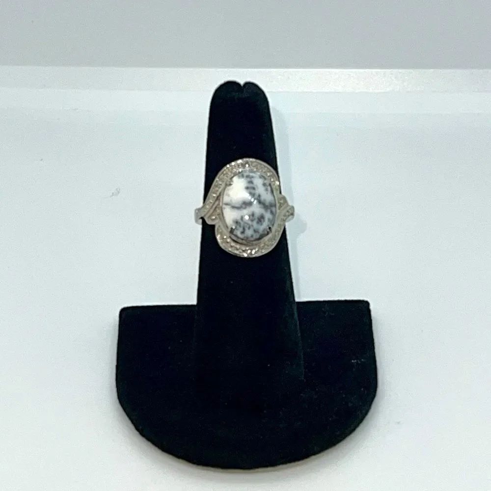 Beautiful Silver Stone Ring